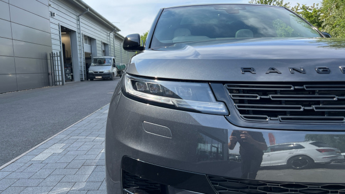 Land Rover Range Rover Sport 3.0 D250 Battersea Edition 5dr Auto Diesel Estate - Image 27